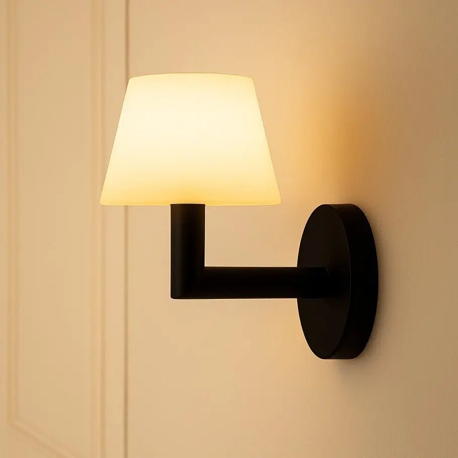 Ted zwarte houten oplaadbare wandlamp - Image 4